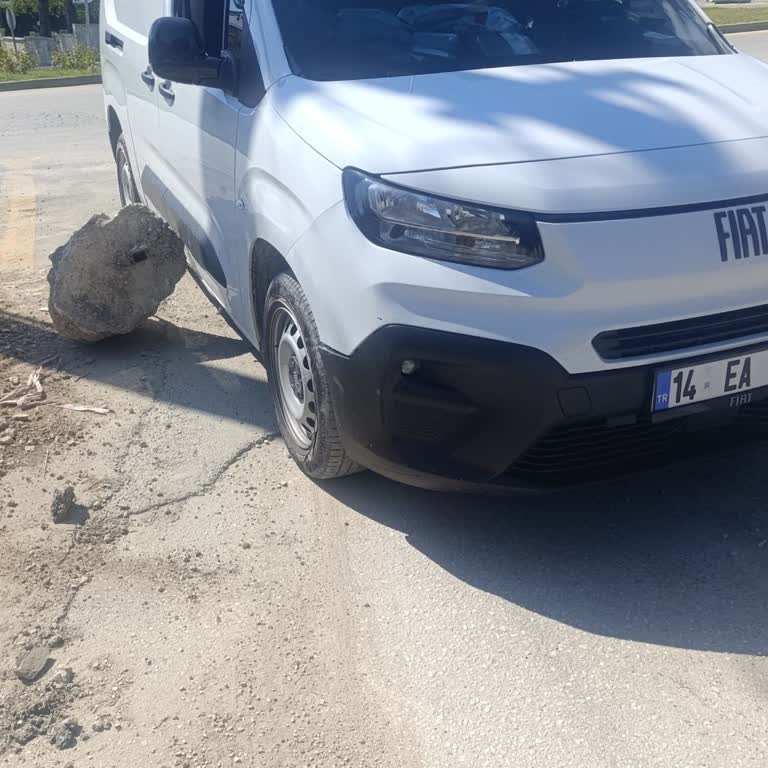 Aksigorta, Aynı Kazada Oluşan Far Ve Tampon Hasarını Teknik Gerekçe Sunmadan Kapsam Dışı Bırakıyor