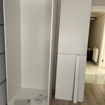Gardırop Ve Şifonyerde Hasarlı Gövde, Uzun Süreli Değişim Ve Montaj Gecikmesi