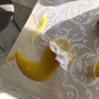 Trendyol Siparişinde Kabın Patlamasıyla Mercimek Çorbası Dökülmesi Ve Ücret İadesi Talebi