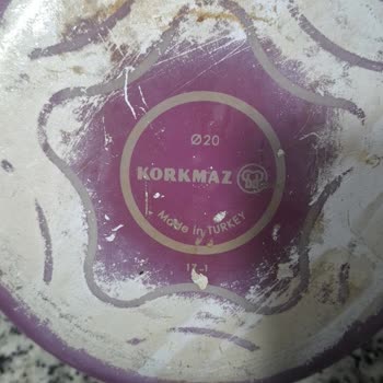 Korkmaz Granit Tencerenin İç Yüzeyindeki Soyulma Ve Değişim Talebi