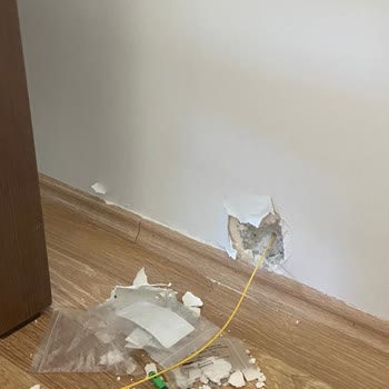 Türk Telekom Modem Kurulumunda Duvar Hasarı Ve Ücretsiz Onarım Talebi