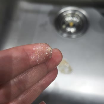 Rossmann Cam Yüzey Temizleyicisinin Bozuk Formülü Sebebiyle Kullanılamaz