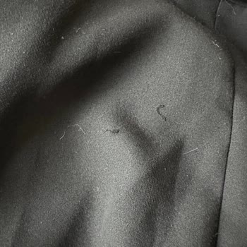 Zara Akbatı Mağazasında Giyilmiş Ve Ter Kokulu Blazer Ceketin İadesi Ve Değişim Talebi