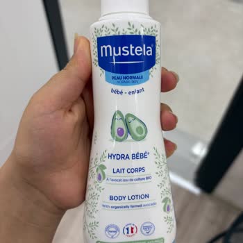 Kötü Koku Ve Köpürmeme Nedeniyle Mustela Avokadolu Şampuan Ve Losyon Değişim Talebi