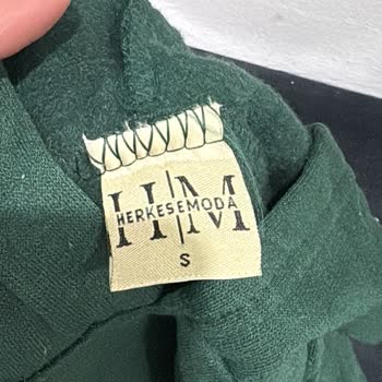 herkesemoda.com Mağazasından Etiketsiz Ve Kötü Kokulu Sweatshirt'ler