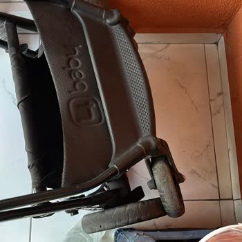 Az Kullanıma Rağmen Bebek Arabası Ön Tekerleği Kırıldı