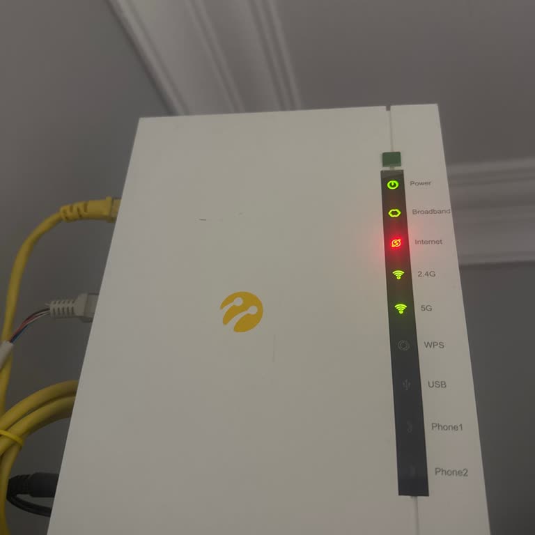Superonline Fiber Kesintisi Günlerce Çözülmedi Telafi Ve Hızlı Müdahale İstiyorum