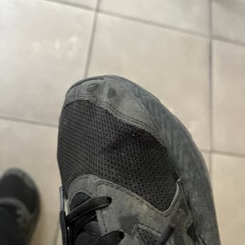 Boyner'de Asics Ayakkabısının Ön File Yırtılması İçin Ücret İadesi Talebi