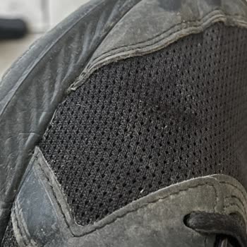Boyner'de Asics Ayakkabısının Ön File Yırtılması İçin Ücret İadesi Talebi