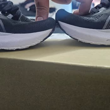 Asics GEL-KAYANO 31 Modelinde Erken Aşınma Ve Deformasyon, Ücretsiz Değişim Talebi