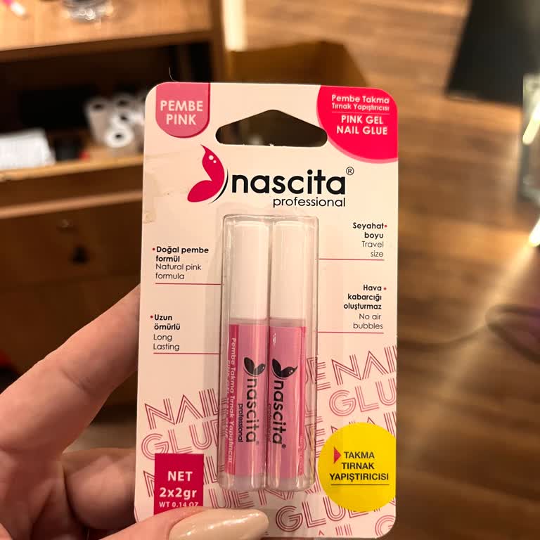 Nascita Takma Tırnak Yapıştırıcısının Formül Değişikliği Ve Yanıltıcı Ambalaj