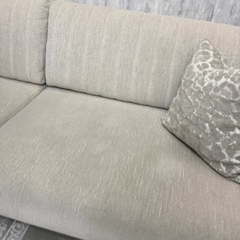 İstikbal Koltuk Takımında Kumaş Ve Dikiş Hataları Nedeniyle Tam İade Talebi