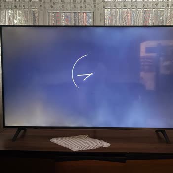 Media Markt'tan Alınan LG 65UA85006LA Televizyonda Işık Süzülmesi Problemi Ve Değişim Talebi