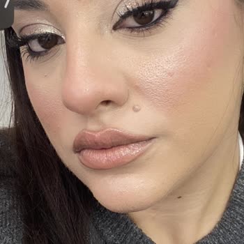 Melisa Şen Hair & Makeup Studio Hijyenik Olmayan Makyaj Malzemeleri
