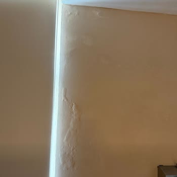 Kadın Doğum Muayene Odasındaki Rutubet, Küf Ve Arızalı Monitör Hızlıca Düzeltmeli