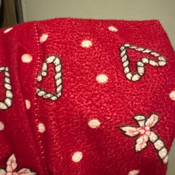 Fulla Moda Pijama Takımının Renk Transferi Nedeniyle Eşyalarım Kırmızıya Boyandı Ve Tazmin Talebi