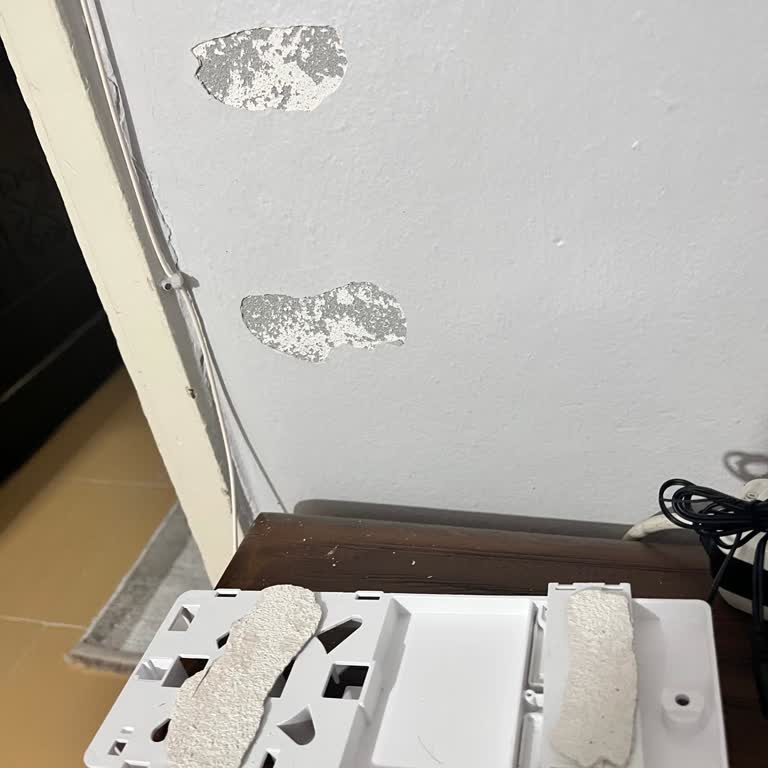 Açıklanmayan 1.750 TL Kurulum Ücreti Ve Duvar Zararına Karşı Tazminat Talebi