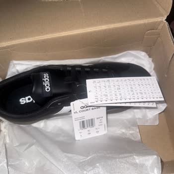Flod'dan Gelen Adidas Ayakkabı Tek Çifti Eksik Gönderildi