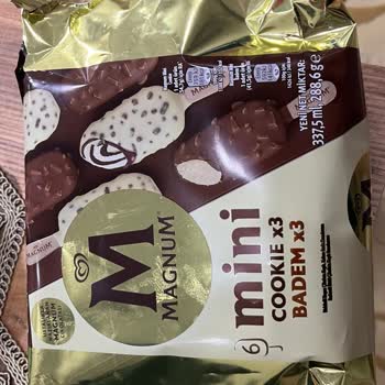 Algida Magnum Mini Dondurmasında Tahta Parçaları Bulunması Sağlık Tehlikesi