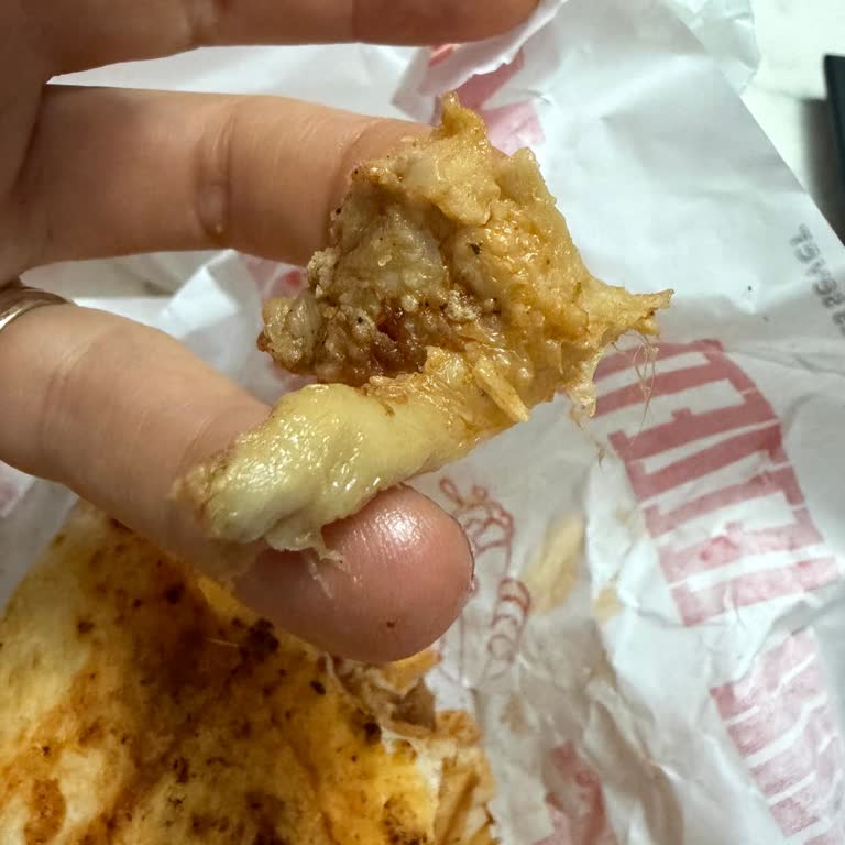 Trendyol Yemek'te Döner Burrito İçinde Deri Parçası Ve Kıllar: Sağlık Sorunu Ve İade Talebi