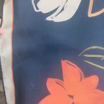Levidor Pendik Mağazasından Aldığım Twill İpek Eşarbın Renk Atesi Ve İade Talebi