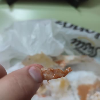 Maydonoz Döner Siparişindeki Çiğ Tavuk Ve Patlamış İçecek Nedeniyle İade Talebi Reddedildi