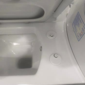 Creavit Klozet Kapak Menteşesi Kırık Ve Yedek Parça Talebi