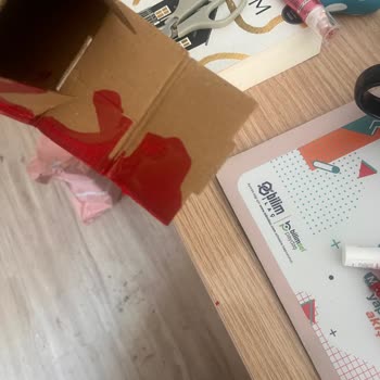Yves Rocher Kırık Oje Ve Zorlayıcı İade Süreci Üzerine Şikayet