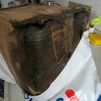 Yurtiçi Kargo'dan Hasarlı Paket Teslimi Ve Kargo Görevlisinin Açıklama Yapmaması