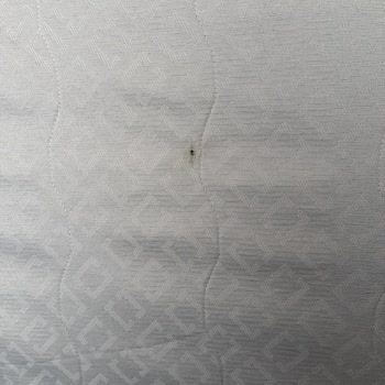 Altında Delik Olan Yataş Yatağımın Değişimini Reddeden Servis