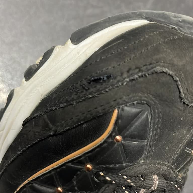 Kalitesiz Skechers D'Lites Ayakkabıda Kısa Sürede Yırtılma Ve İade Reddi