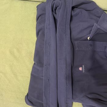 Gant Markalı Polo Yaka Tişörtümde Dikiş Sorunu Ve Değişim Talebi