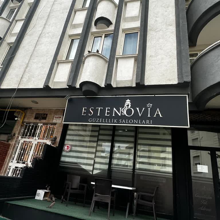 Estenovia Güzellik Merkezi'nde Belirtilmeyen Ek Ücret Ve Silinen Seansların İadesi
