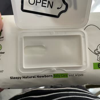 Sleepy Natural Newborn Bebek Islak Mendil Paketi Açıldığında Yırtılıyor Ve Fazla Mendil Çıkıyor