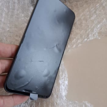 Yanlış Renk Ve Kullanılmış Telefon Gönderimi, Fatura Yokluğu