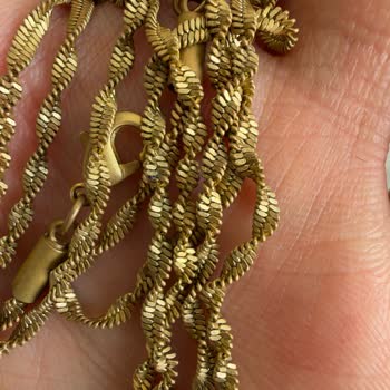 Kararmaya Dayanıklı Olduğu Söylenen Kolye Kısa Sürede Karardı Ve Tehditkâr Müşteri Hizmeti