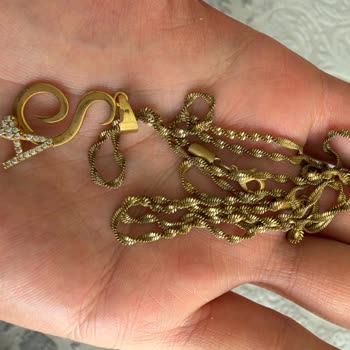 Kararmaya Dayanıklı Olduğu Söylenen Kolye Kısa Sürede Karardı Ve Tehditkâr Müşteri Hizmeti
