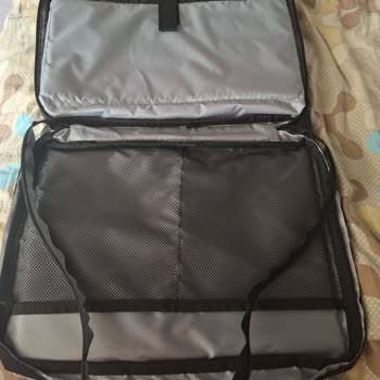 Trendyol D’Vers Laptop Çantasında Fermuar Kısa Sürede Ayrıldı, Ücretsiz Değişim Bekleniyor!