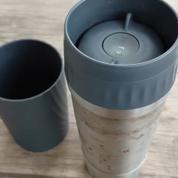 Tefal Bardak Termosunda Paslanma, Engellilik Nedeniyle Uzaktan Ücretsiz Değişim Talebi