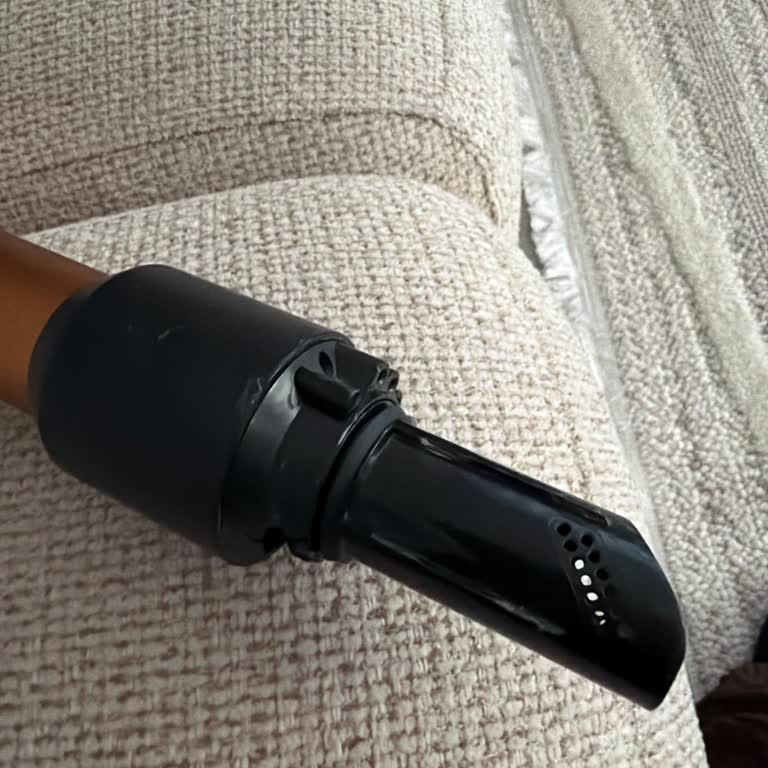 Dyson V16 Süpürge Borusu Kırıldı, Garanti Dışı Ücret İstendi