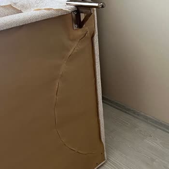 Mondi Home Adriana Koltuk Takımının Ayakları Kırıldı Ve Destek Alınamadı