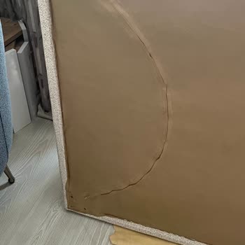 Mondi Home Adriana Koltuk Takımının Ayakları Kırıldı Ve Destek Alınamadı