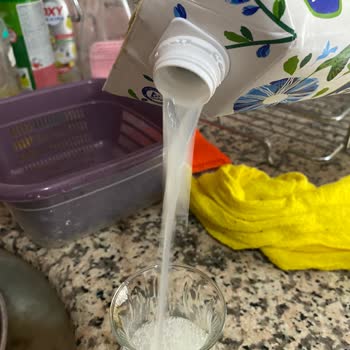 Torku Bozulmuş Süt Ürünü Çocuk Sağlığını Tehdit Ediyor Ve Marketin Kontrol Sorumluluğu