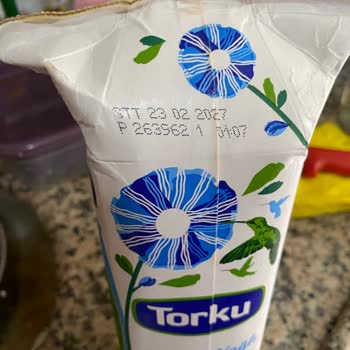Torku Bozulmuş Süt Ürünü Çocuk Sağlığını Tehdit Ediyor Ve Marketin Kontrol Sorumluluğu