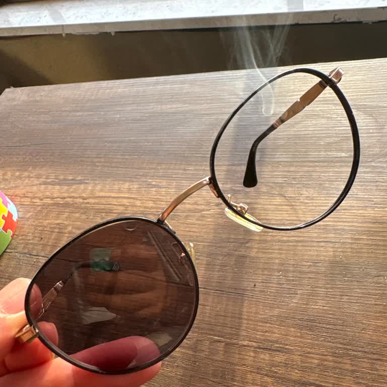 Atasun Optik’te Cam Düşmesi Ve Çerçeve Boya Soyulması Garanti Sürecinde Çözülmedi
