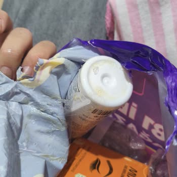 Ecowell Koruyucu Sprey Yanlış Paketleme Sonucu Sızdırdı Ve Diğer Ürünler Kirlenerek Geldi
