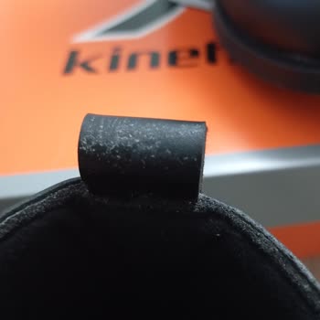 Kinetix Botunda Deri Çatlaması Ve Yara Oluşması, FLO Mağazası İade Ve Değişim Talebini Reddetti