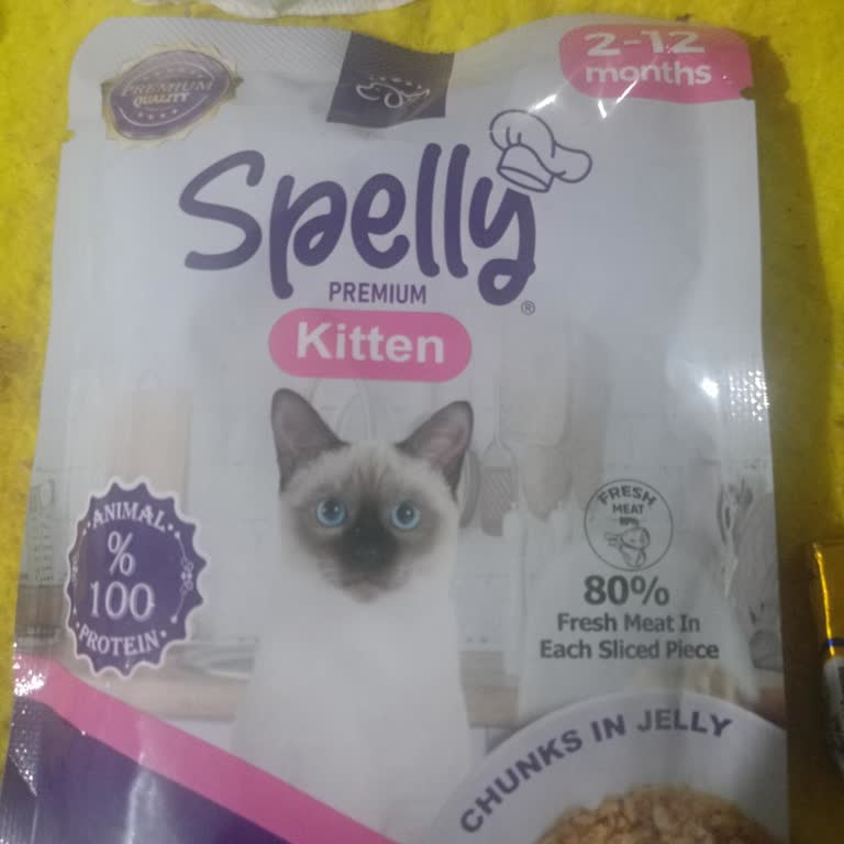 Spelly Yaş Kedi Mamasının Kötü Kokusu Ve Bozuk Ürün İçin Değişim Talebi