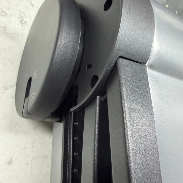 Bosch TCG4215 Tost Makinesinde Üst Kapak Havaya Kalkıyor Ve Sabitlenmiyor