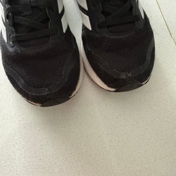Adidas Çocuk Ayakkabısının Kısa Sürede Yıpranması Ve Boyner'in Kullanıcı Hatası İtirazı